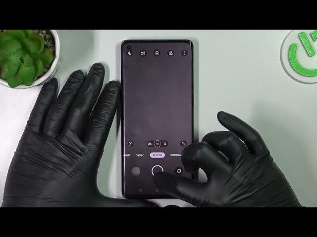 Video thumbnail for How to Take Burst Shot on OPPO Find X2 Neo? - Make Series of Photos