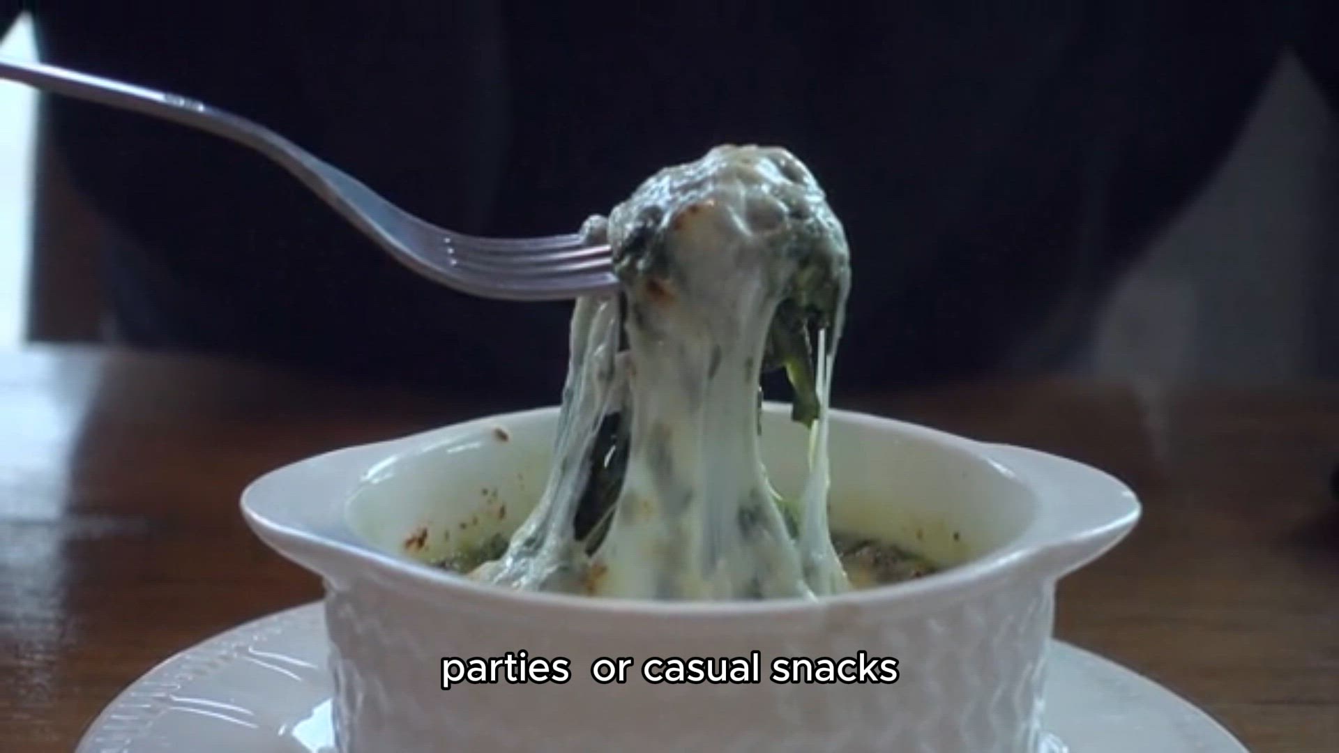 Video thumbnail for Creamy Spinach and Artichoke Dip