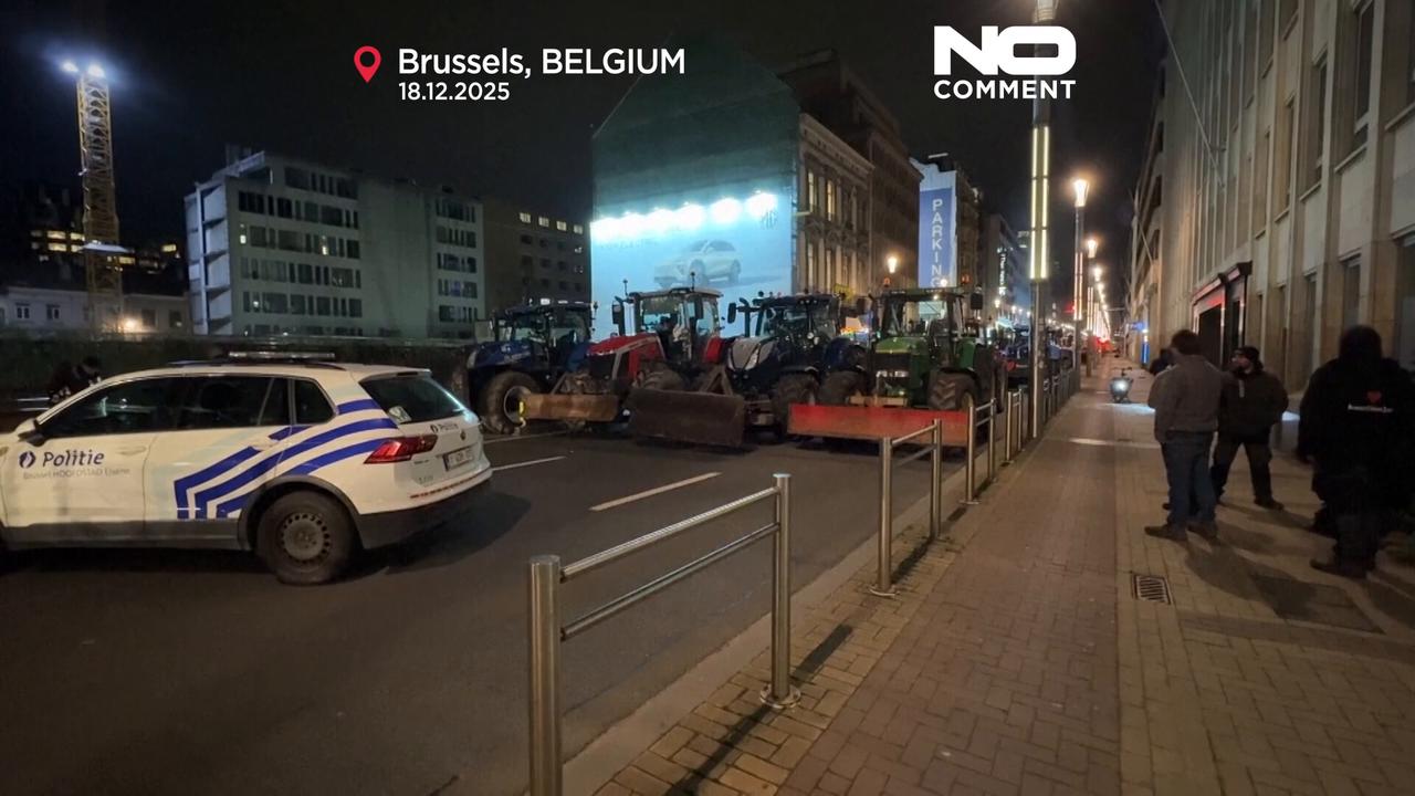 Video thumbnail for Farmers bring tractors to Brussels to protest EU-Mercosur trade deal