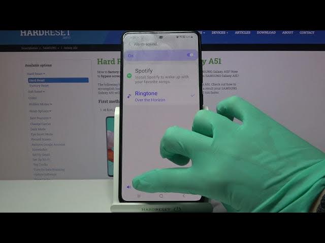 Video thumbnail for Alarm Clock Customization - SAMSUNG Galaxy A51 and Alarm Settings