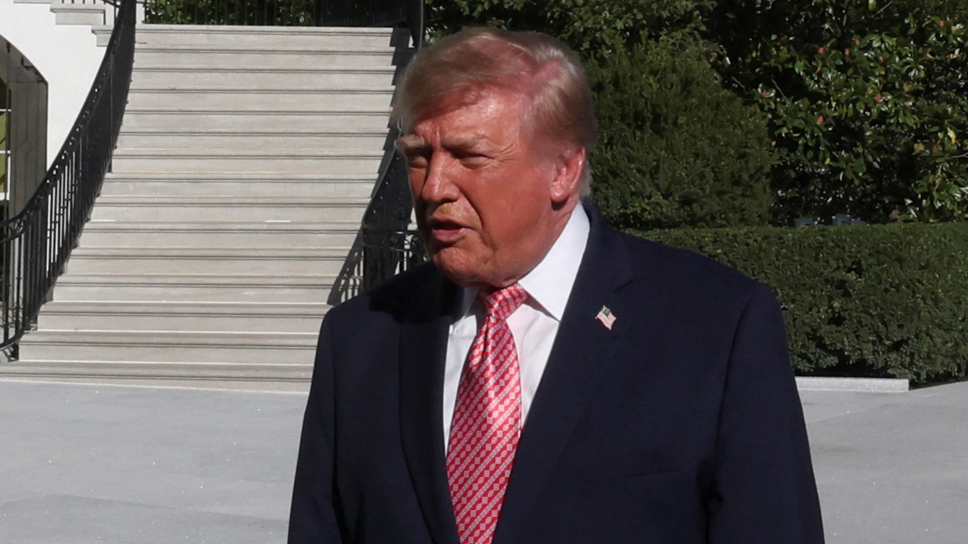 Video thumbnail for Trump: ‘Paris is going to be a Muslim city very soon’