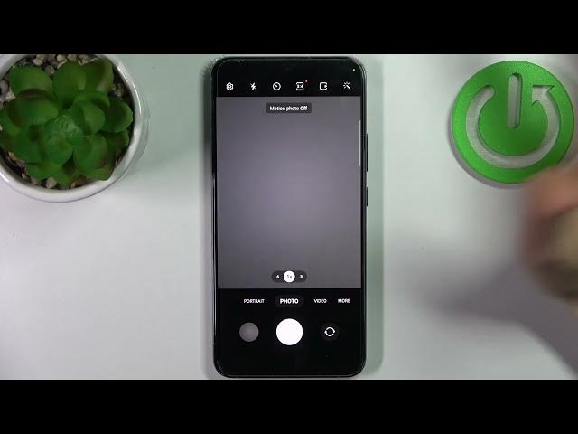 Video thumbnail for How to Take Motion Photo on SAMSUNG Galaxy A53 - Make Live Photos