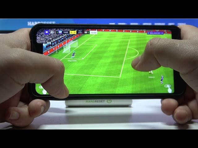 Video thumbnail for How FIFA Mobile works on Ulefone Armor 5S – Performance & Quality Checkup
