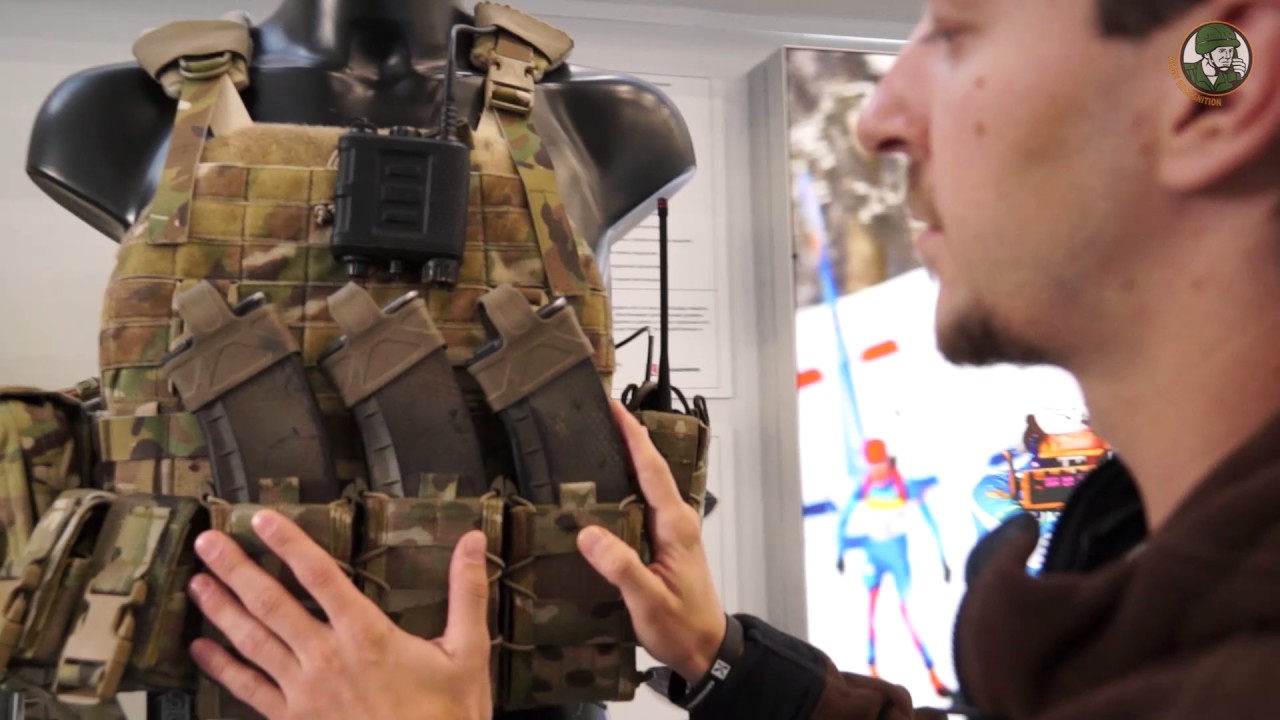 Video thumbnail for Kalashnikov modular tactical assault vest combat gear with body armour Russia defense industry