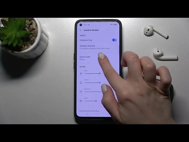 Video thumbnail for Realme GT Neo 2 - How To Turn On & Off Silent Mode