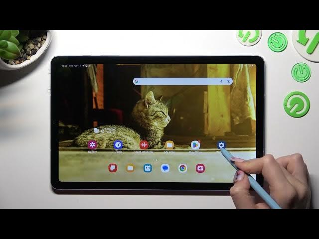 Video thumbnail for How to Turn On / Off Auto Correction on Samsung Galaxy Tab s6 Lite - GBoard