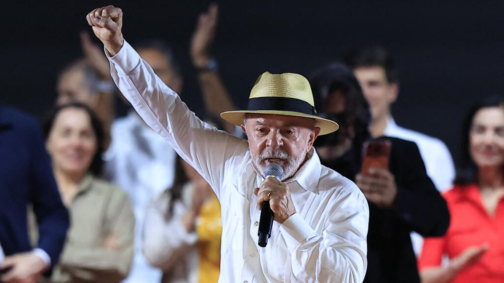 Video thumbnail for Brazil election: Lula vows to stand up to Trump