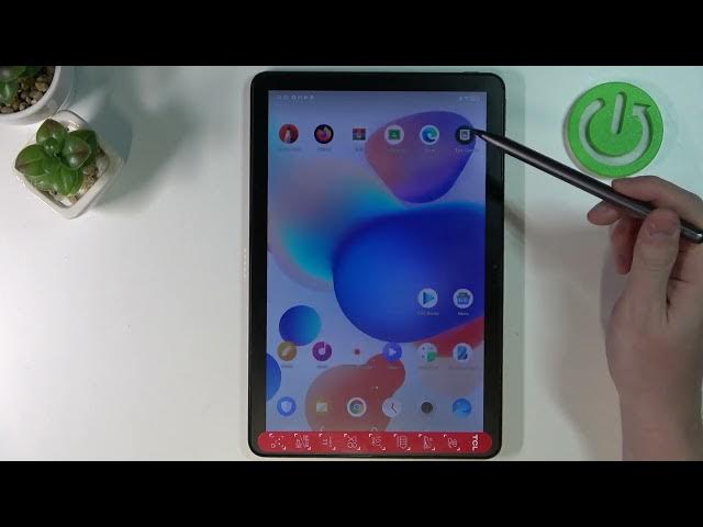 Video thumbnail for Is the Fortnite Game Available on the TCL NxtPaper 10s? Let's Figure Out!