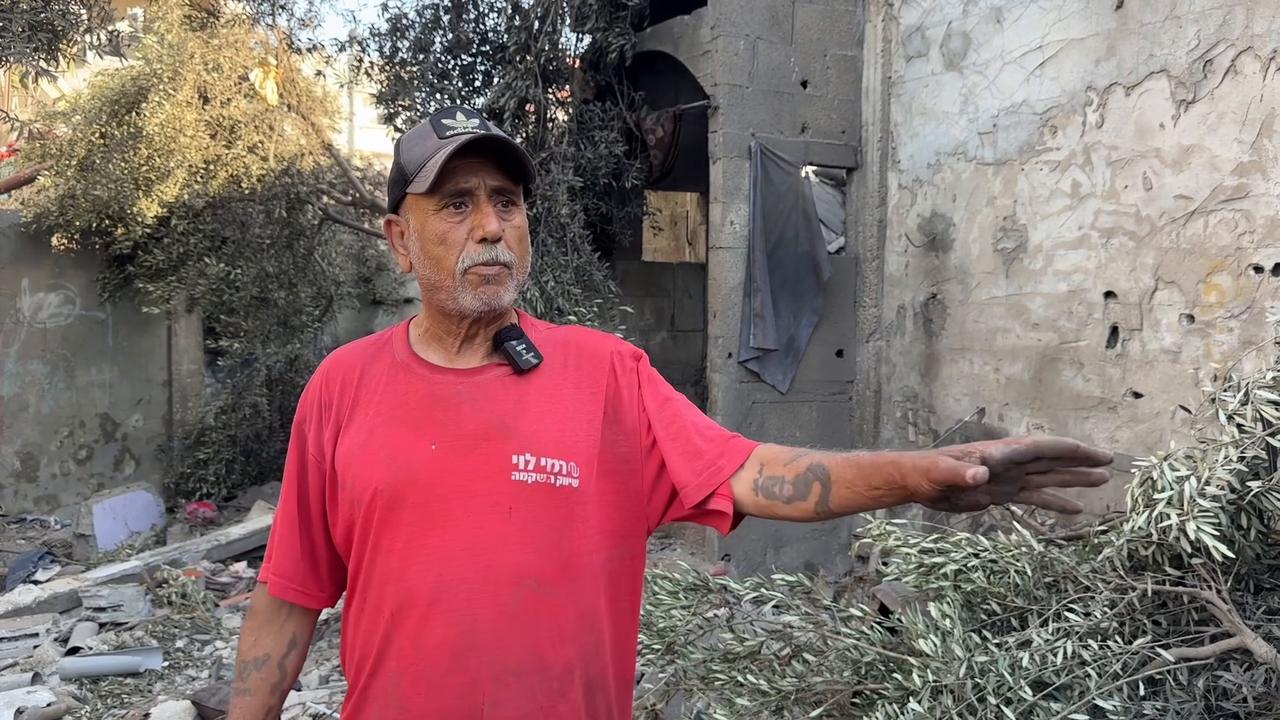 Video thumbnail for Israeli airstrike in central Gaza injures 10 Palestinians.