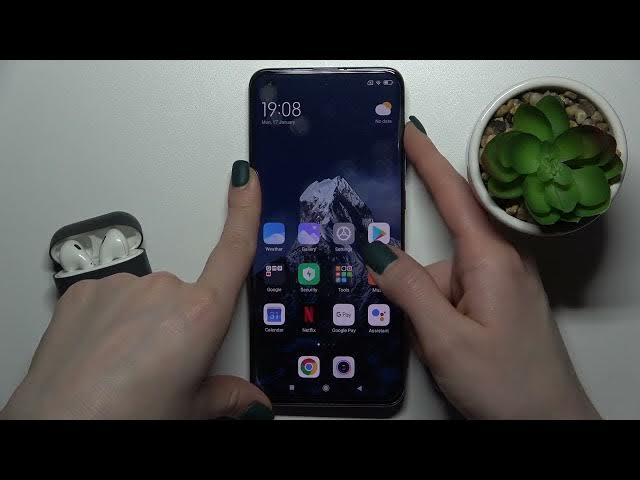 Video thumbnail for How to Mute the Ringtone on XIAOMI Mi 10 Pro?