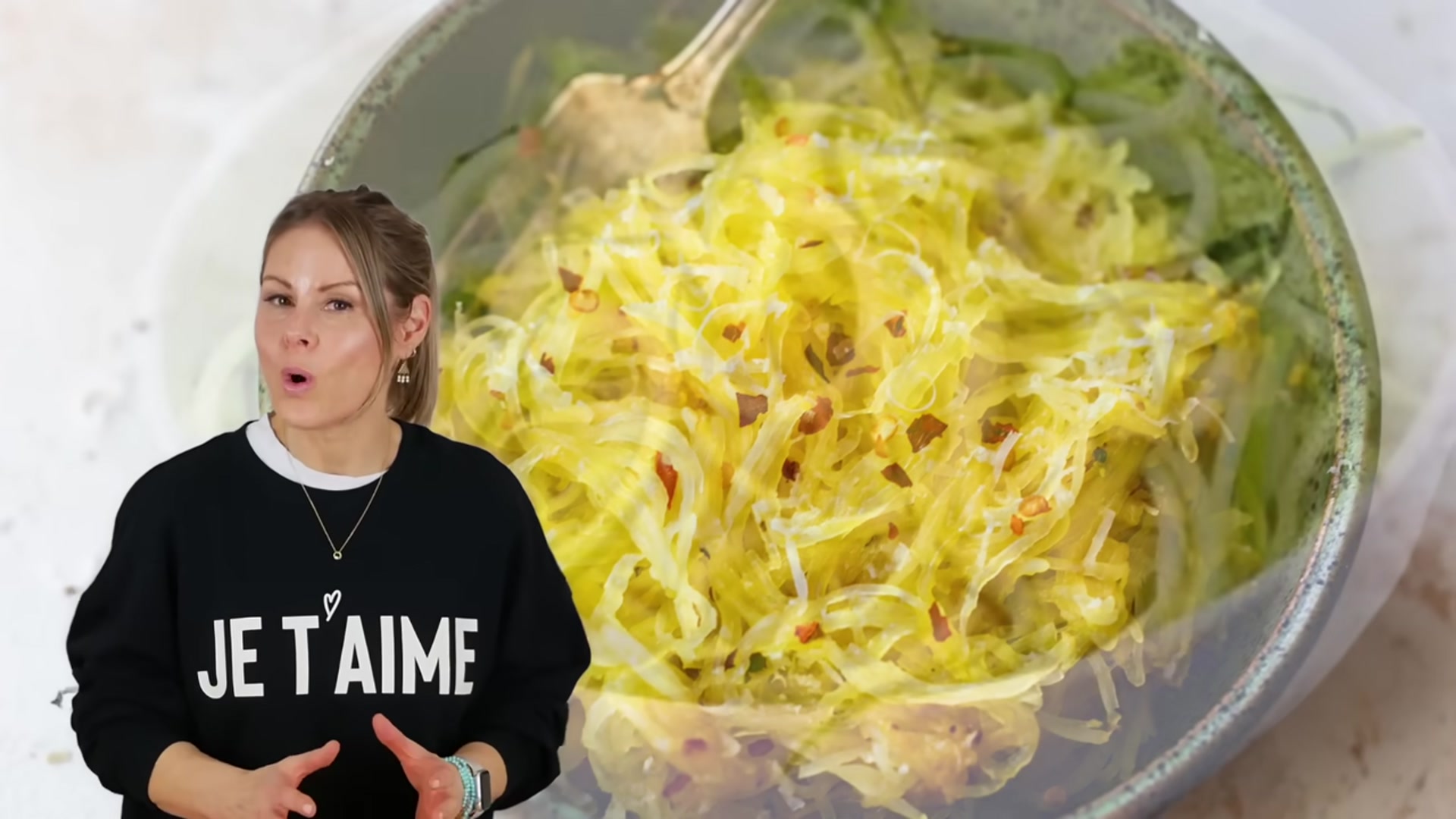 Video thumbnail for CREAMY COTTAGE CHEESE PASTA SAUCE _ Healthy Turkey Bolognese Recipe(720P_HD)