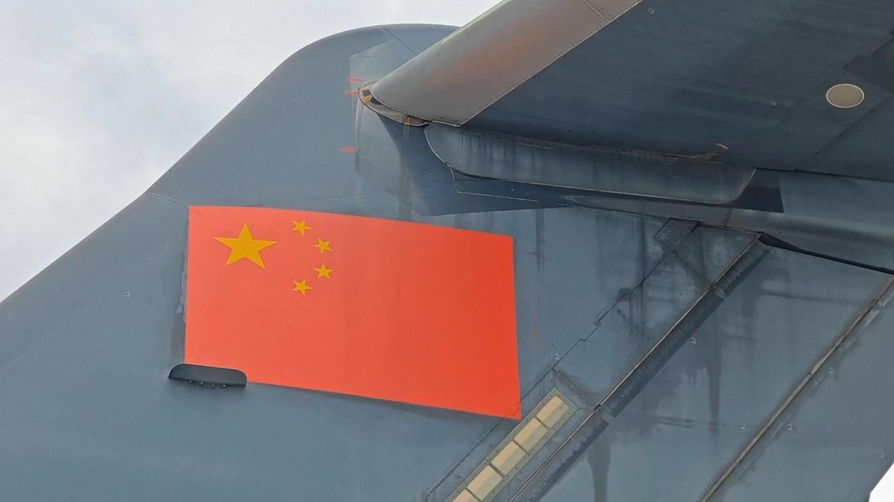 Video thumbnail for Nepal: Fifth batch of China's emergency aid supplies arrives in Nepal after deadly mudslide.