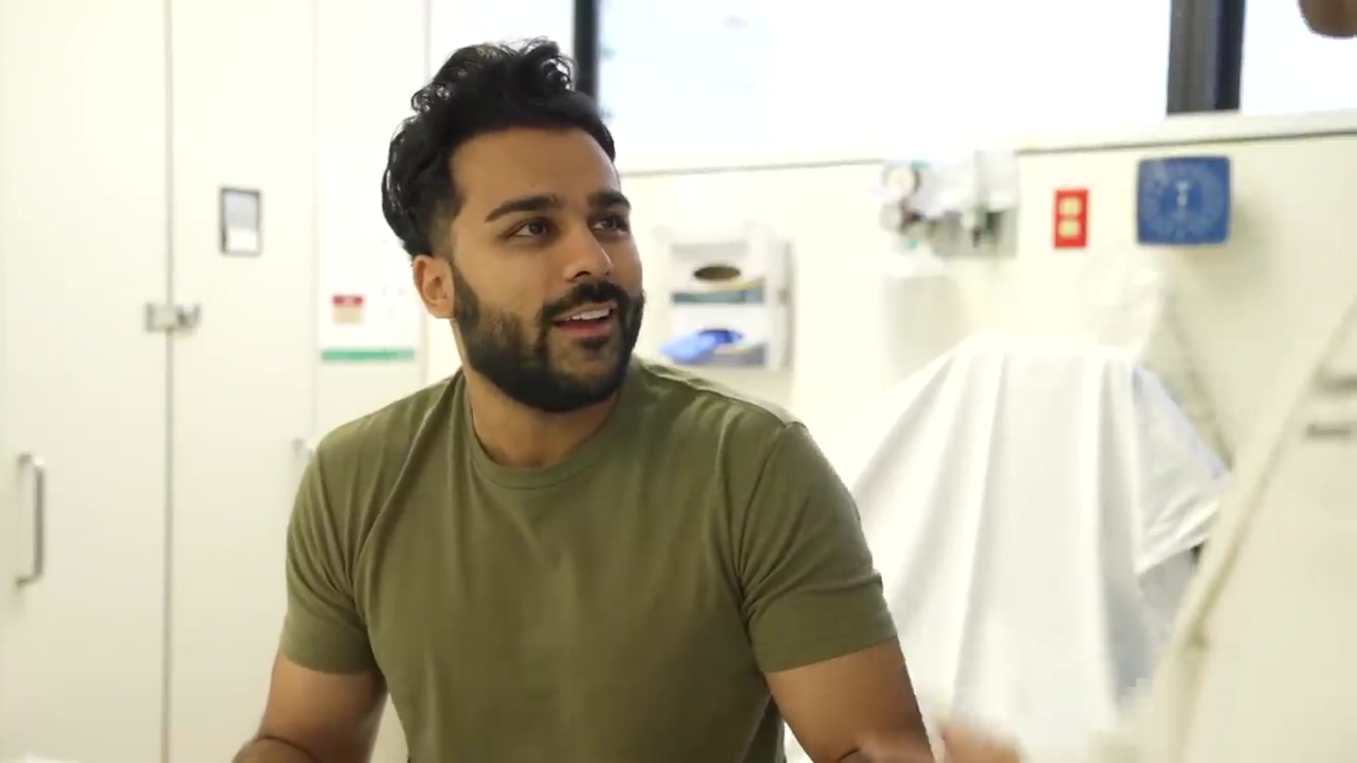 Video thumbnail for When u can t read the doctors hand writing(720P HD)