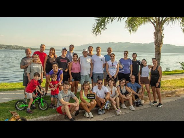 Video thumbnail for Antonio Vedovato: 90 aeróbicos años y junto a su numerosa familia