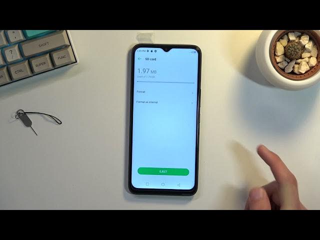 Video thumbnail for INFINIX  Hot 11 Format SD Card