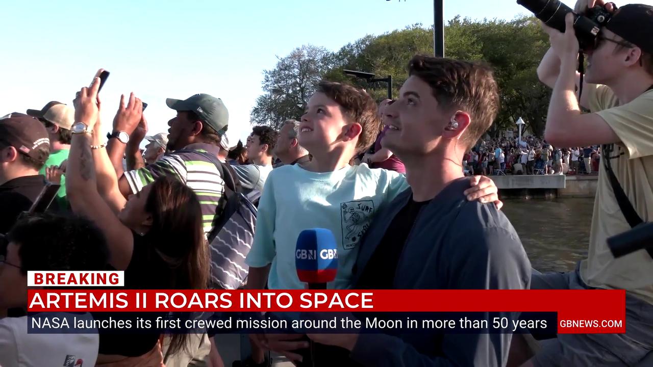 Video thumbnail for Ben Leo moved to tears as he watches historic Artemis II launch with his son