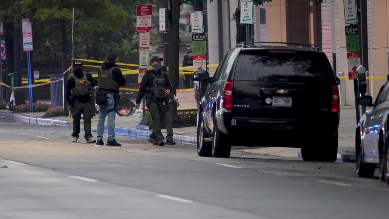 Video thumbnail for US: Suspect killed after opening fire near White House.