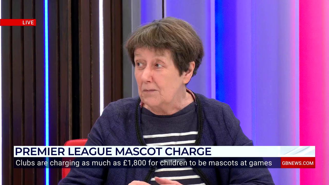Video thumbnail for WATCH: Scarlett MccGwire hits out at 'appalling' and 'exploitative' Premier League