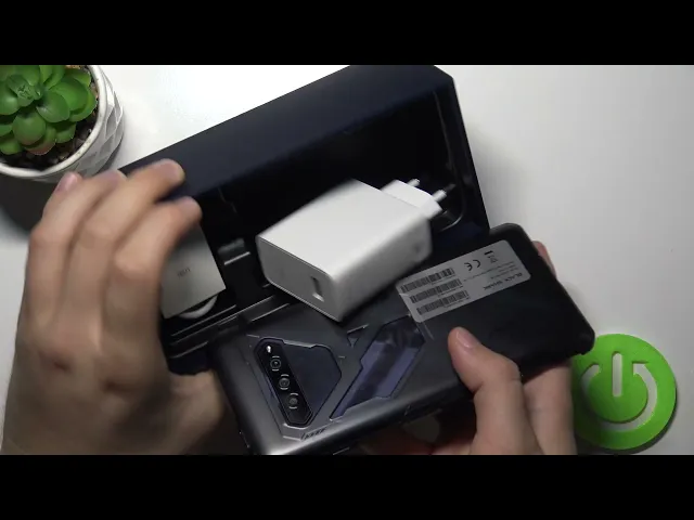 Video thumbnail for Does Xiaomi Black 4 have Earphones in the Box Set? EU Distribution Black Shark 4 - Gaming Phone