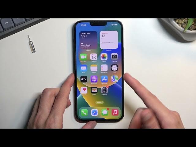 Video thumbnail for How to Insert Nano SIM Card Into iPhone 14 Plus