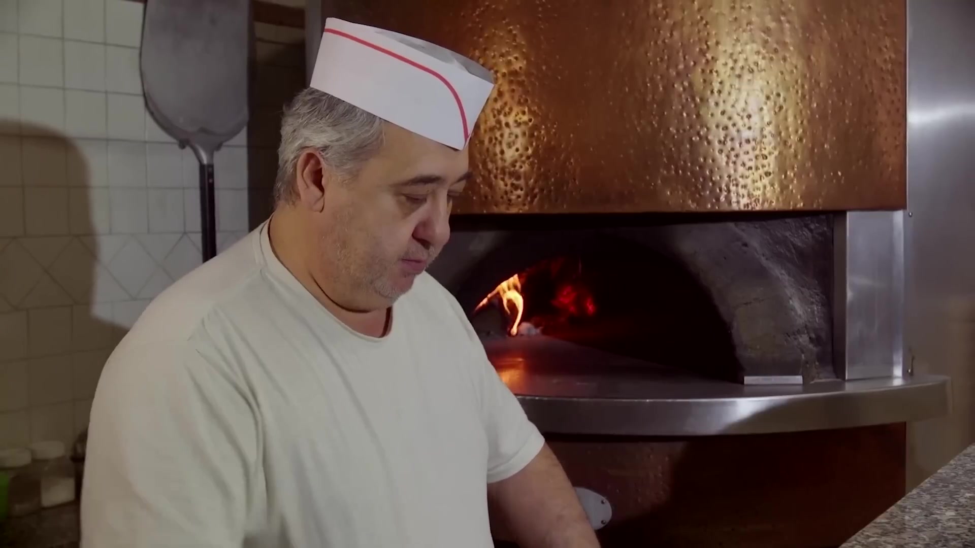 Video thumbnail for 12 Red Flags To Look Out For At Italian Restaurants