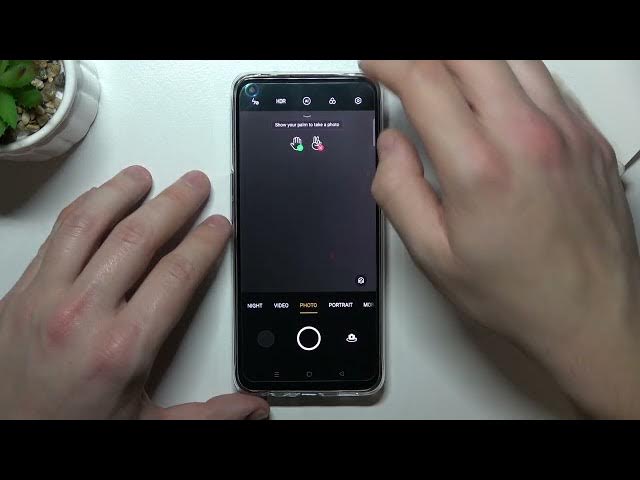 Video thumbnail for How to Take Selfie Using Palm Gesture on OPPO Find X3 Lite?