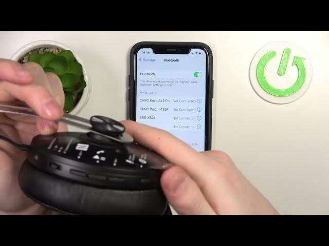 Video thumbnail for How To Connect Sennheiser Momentum M3 With iPhone