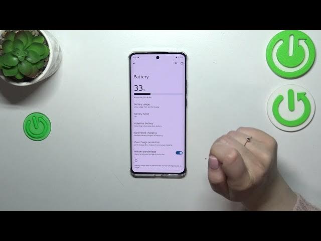 Video thumbnail for How to Start Displaying Battery Percentage on MOTOROLA Edge 40 - Editing Status Bar Layout