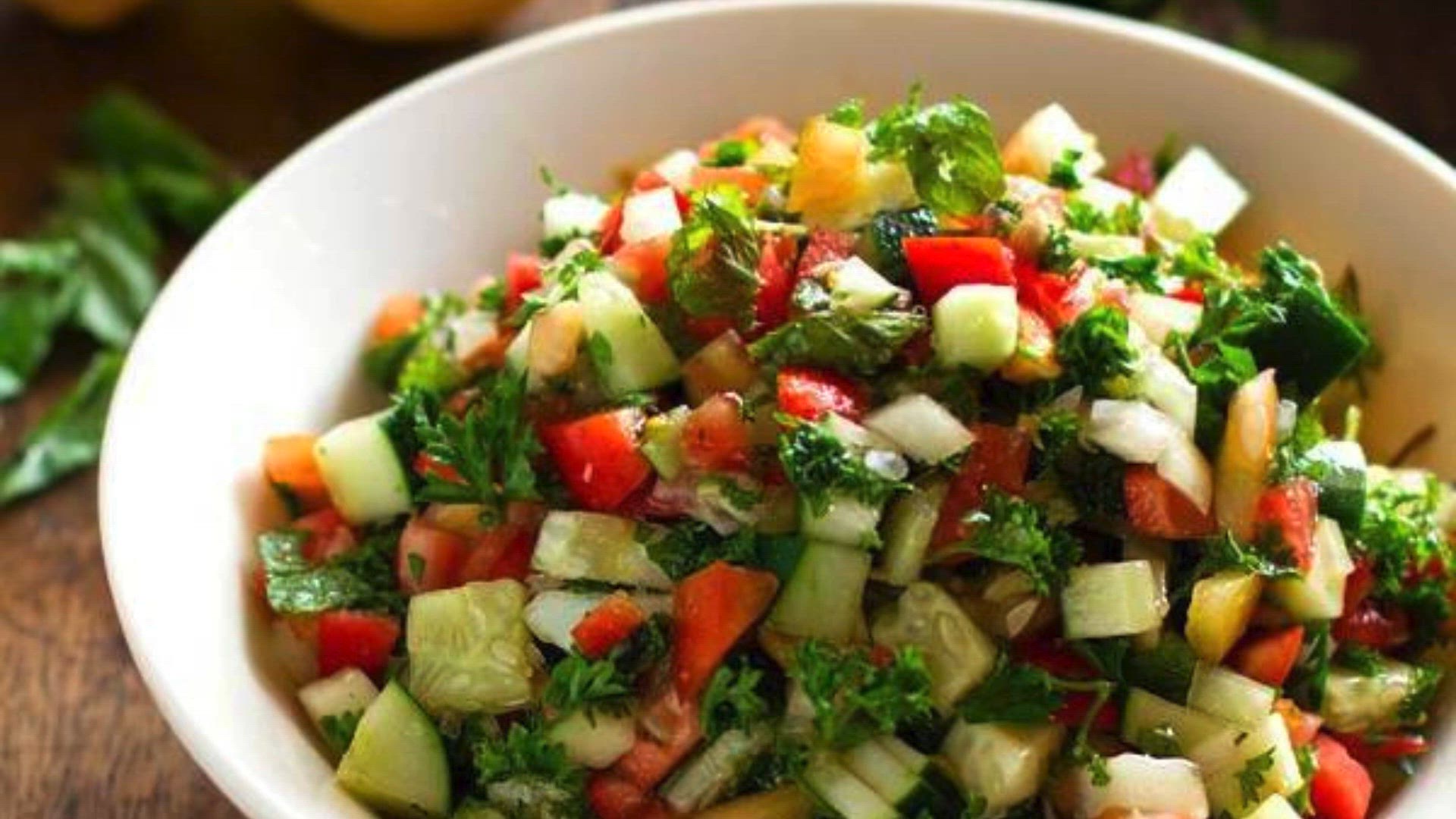 Video thumbnail for Middle Eastern Salad with Lemony Mint Dressing recipe
