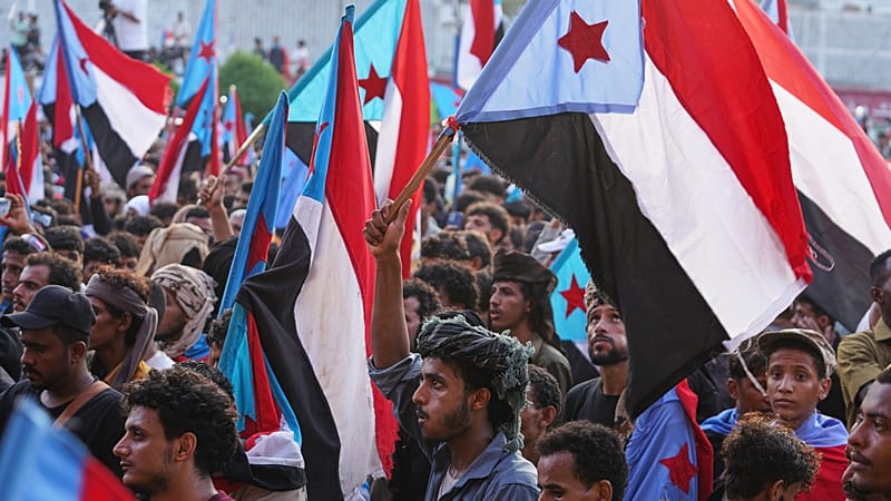 Video thumbnail for Yemen: 75 new recruits killed in Houthi missile strike laid to rest