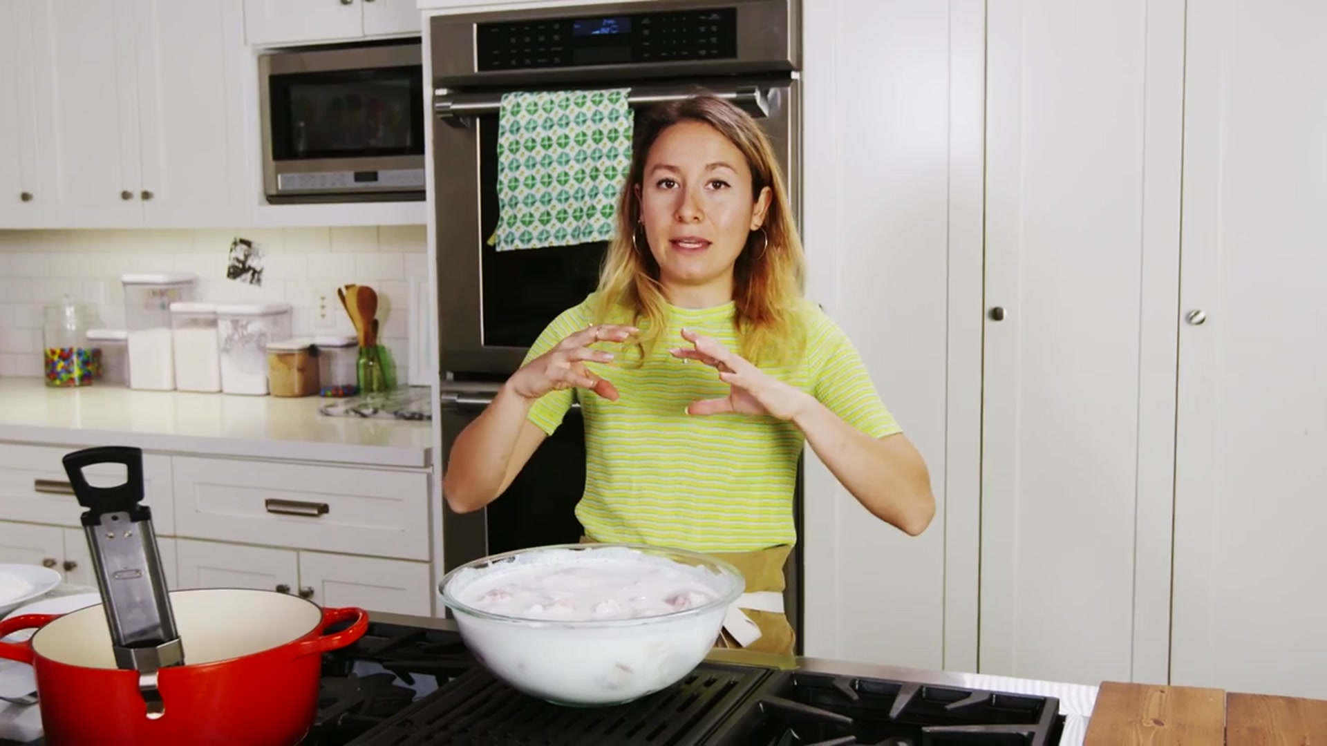 Video thumbnail for How To Make The Most Perfect_ Crispy Fried Chicken EVER _ Delish Insanely Easy(720P_HD)