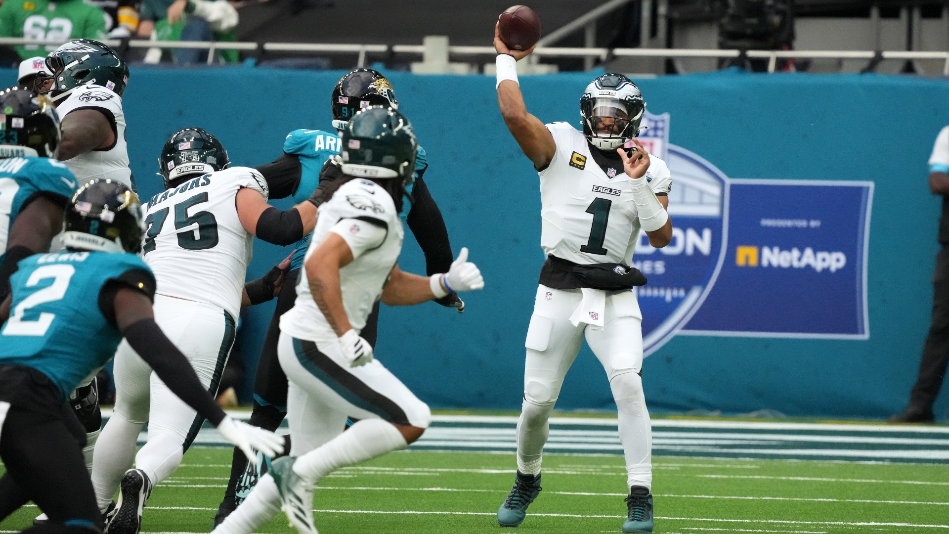 Video thumbnail for Eagles vs. Cowboys: Jalen Hurts' Controversial Care