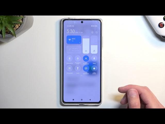 Video thumbnail for REDMI Note 12 Pro - Best Tips & Tricks - Scheduling Dark Mode, Navigation Bar and More