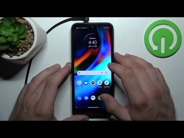 Video thumbnail for How to Connect Headphone to MOTOROLA Defy