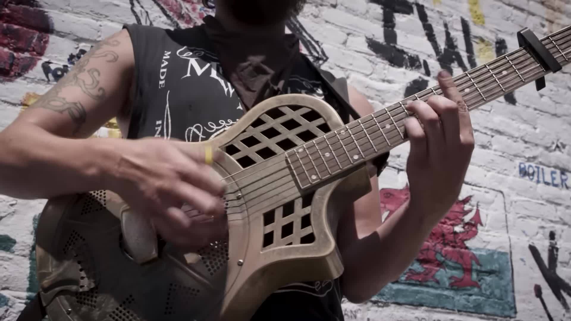 Video thumbnail for College Football STAR Kyle Hamilton Shows Off The Notre Dame EXPERIENCE!