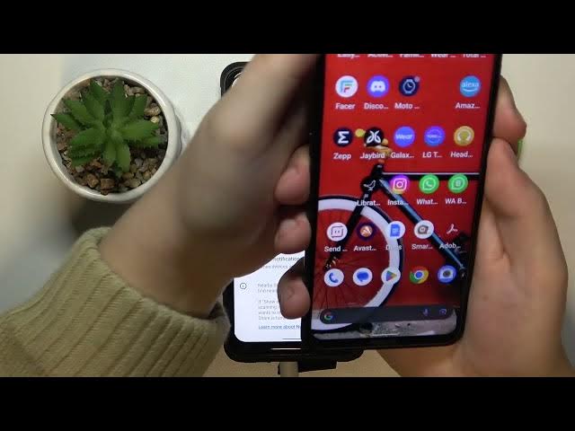 Video thumbnail for How to Set Up Nearby Share on CATERPILLAR Cat S53? - Use Nearby Share