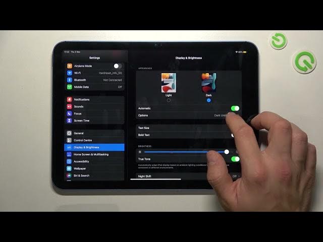 Video thumbnail for How to Find and Manage the Display Settings on the iPad 10th Gen (2022)