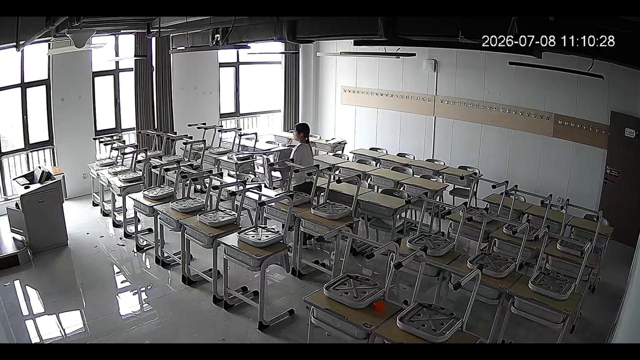 Video thumbnail for China: Chinese girl’s classroom cleanup ended in spectacular chair chain reaction.