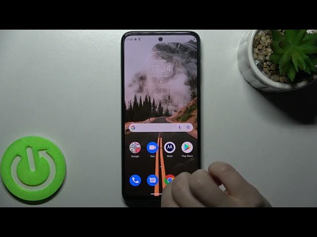 Video thumbnail for How to Enable/Disable Google Feed on MOTOROLA MOTO G31 – Google Feed