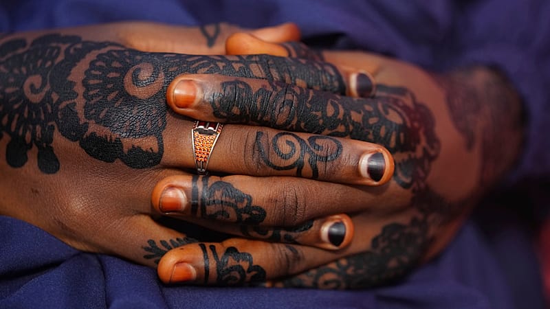 Video thumbnail for Gunmen abduct 28 travellers heading to Islamic event in central Nigeria