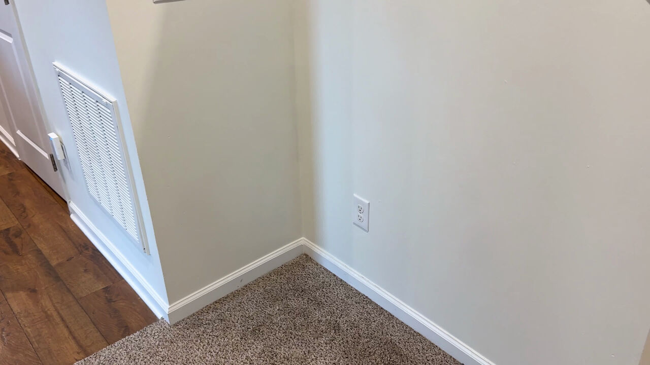Video thumbnail for Outlet Hole Hack