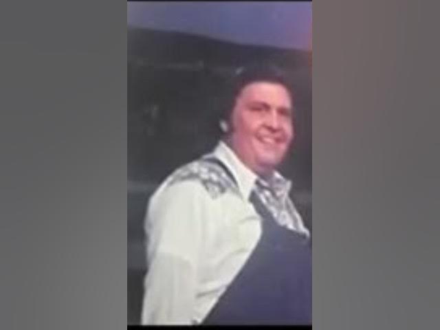 Video thumbnail for A Beautiful Life sung by the Hee Haw Gospel Quartet 1986