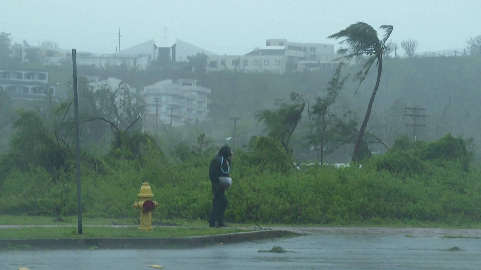 Video thumbnail for Super typhoon as wide as France heads to East Asia