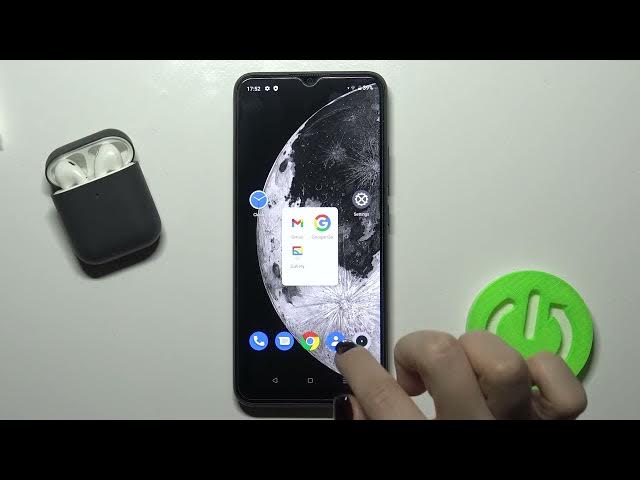 Video thumbnail for How to Create Home Screen Folders on REALME C11 2021 – Customize Home Screen