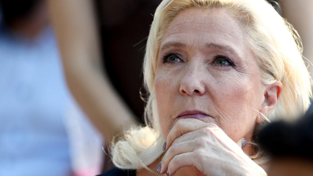 Video thumbnail for Le Pen sees polls boost amid mass protests, riots