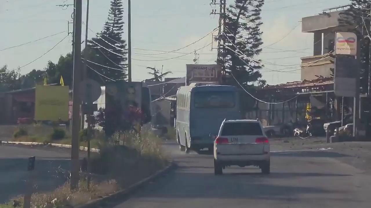 Video thumbnail for Lebanon: PeaceKeeping Convoy Evacuates Personnel from Southern Lebanon.