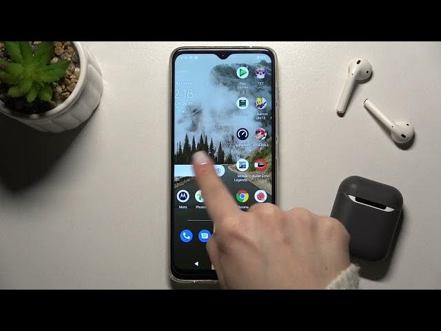 Video thumbnail for How to Manage Google Feed on MOTOROLA Moto G50? – Turn On/Off Google Feed