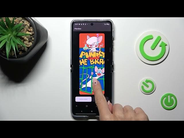 Video thumbnail for How to Customize Wallpapers on MOTOROLA Razr 40 Ultra - Lock & Home Screen Cover Image
