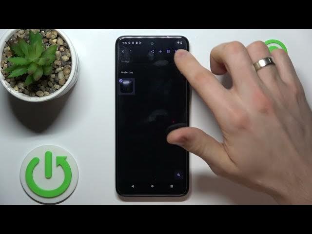 Video thumbnail for How to Restore deleted photos and videos from Motorola Moto G23 / How to recover removed content
