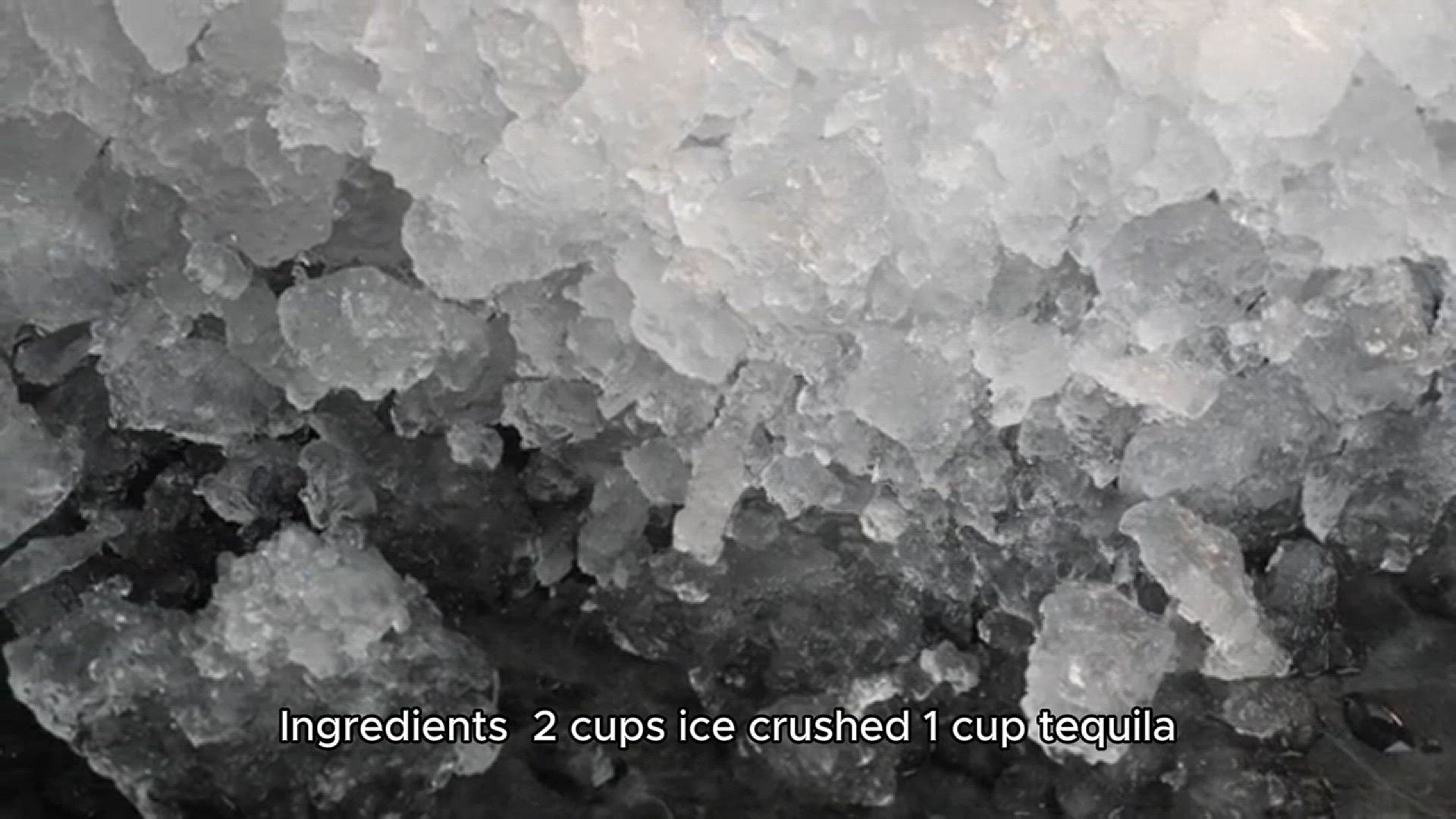 Video thumbnail for Strawberry margarita recipe